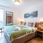 Haus Bergblick By Alpentravel *