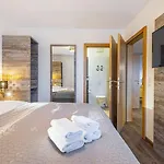 Haus Bergblick By Alpentravel Apartmán