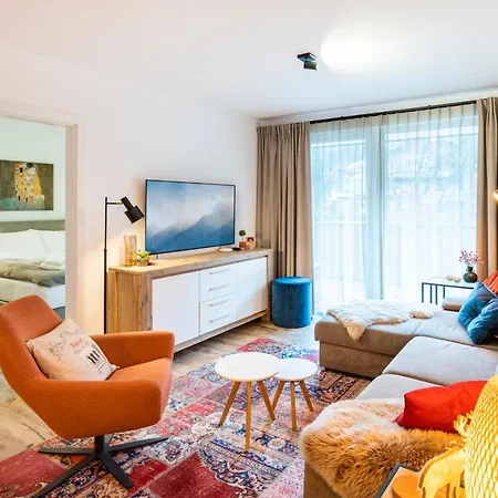 Haus Bergblick By Alpentravel Apartment